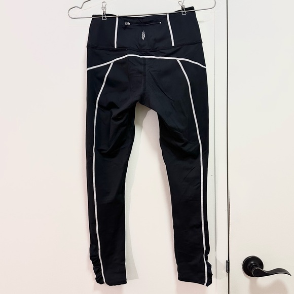 Free People X FP Movement You're A Peach Legging - Picture 4 of 9